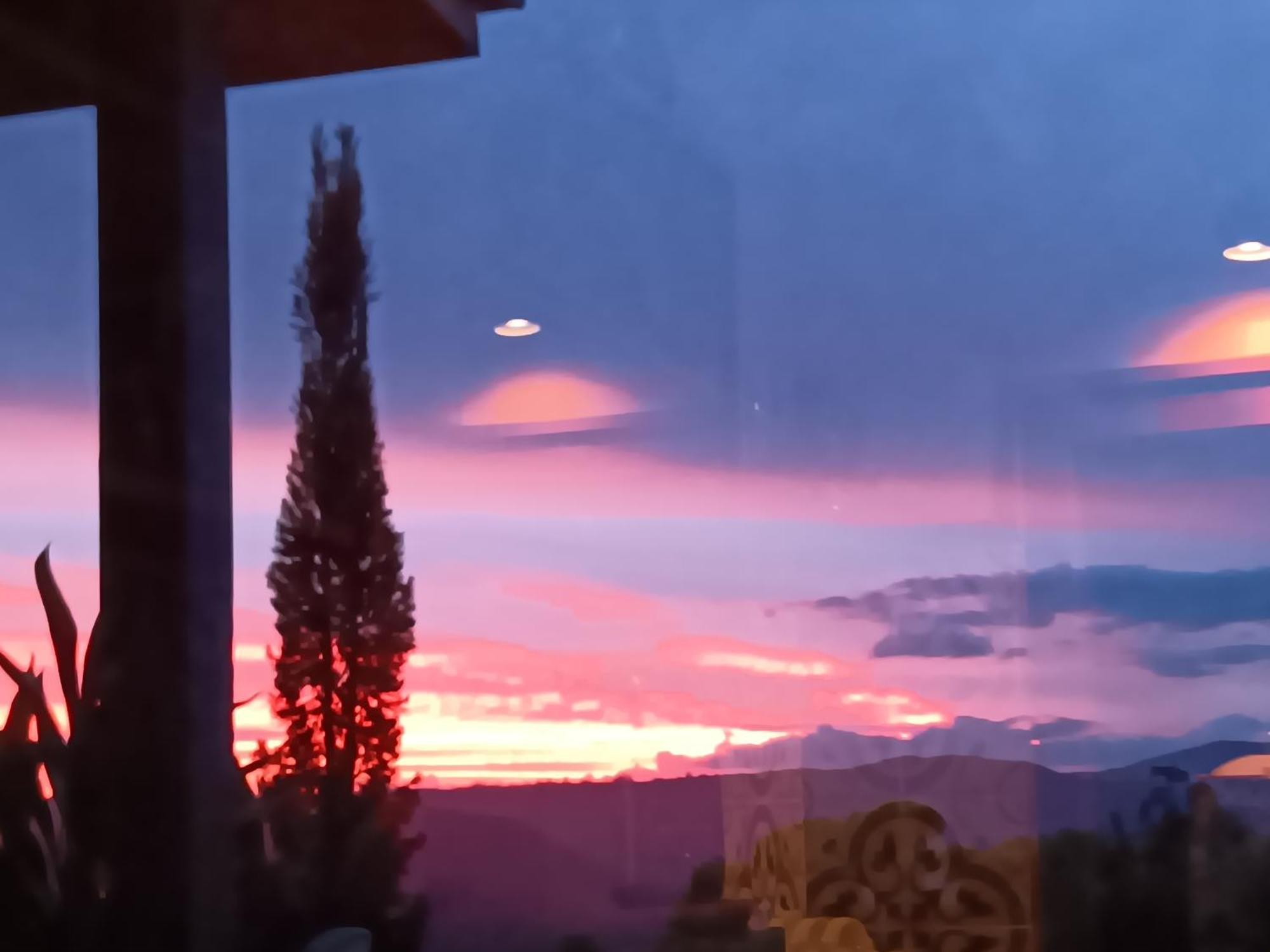 Mapleton Peaceful Provence Bnb Εξωτερικό φωτογραφία